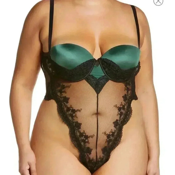 Intimwear - Picture 1 of 11